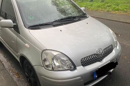 Toyota Yaris 132.000 km 1.850 &euro; Köln 51061
