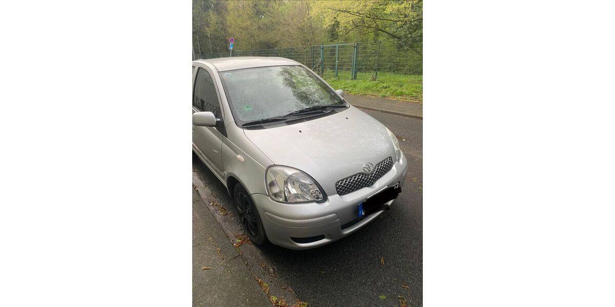 Toyota Yaris 132.000 km 1.850 &euro; Köln 51061