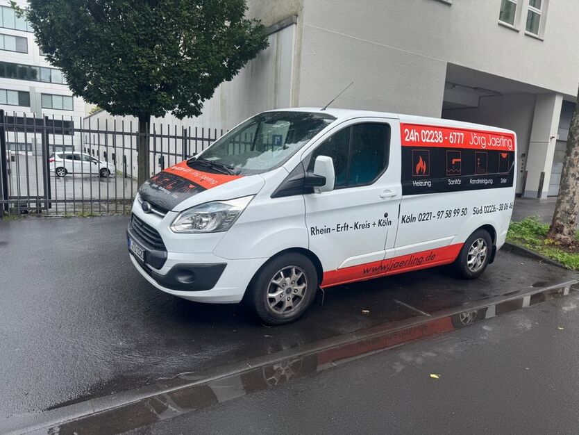 Ford Transit Custom 148.500 km 10.600 € Köln 50667
