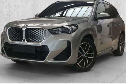 BMW iX1 1.001 km 46.000 &euro; Solingen 42719