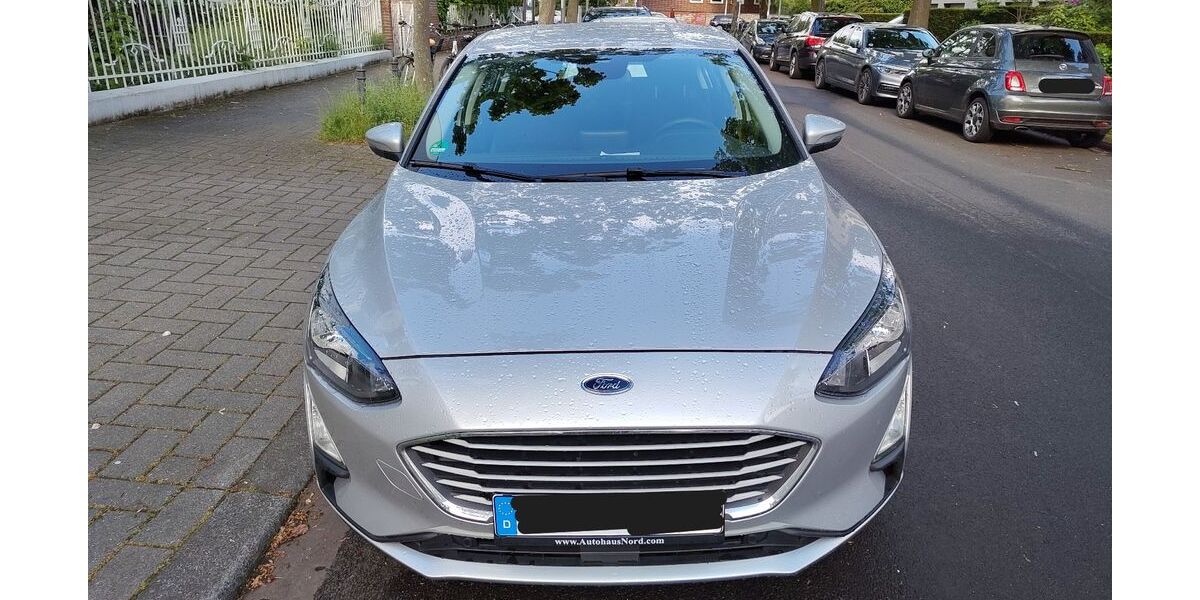Ford Focus 41.000 km 13.000 &euro; Köln 50931