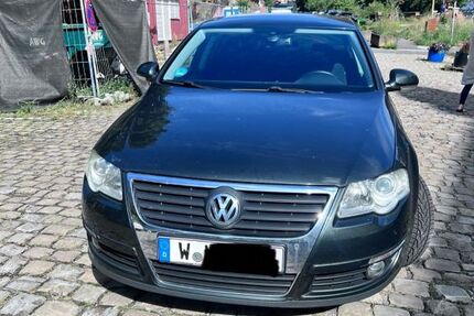 VW Passat 210.000 km 3.700 € Wuppertal 42105