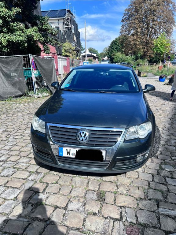 VW Passat 210.000 km 3.700 € Wuppertal 42105