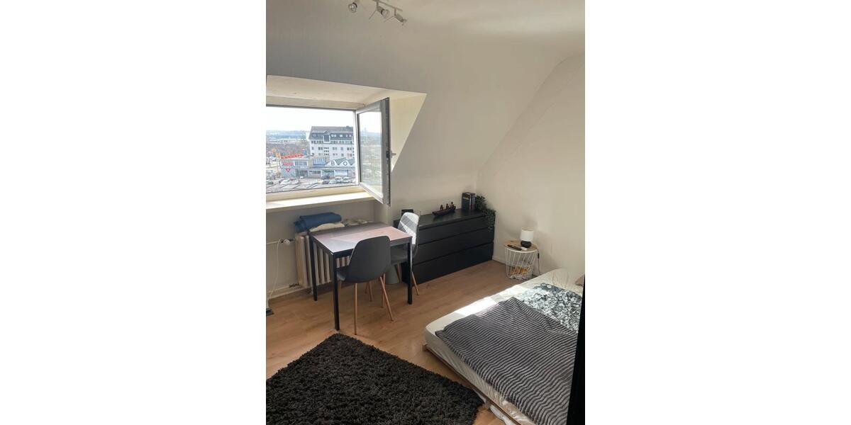 Dachgeschoßwohnung Leverkusen Opladen - 1 Zimmer, 20 m&sup2;, 540&euro; | Angebot:25850347