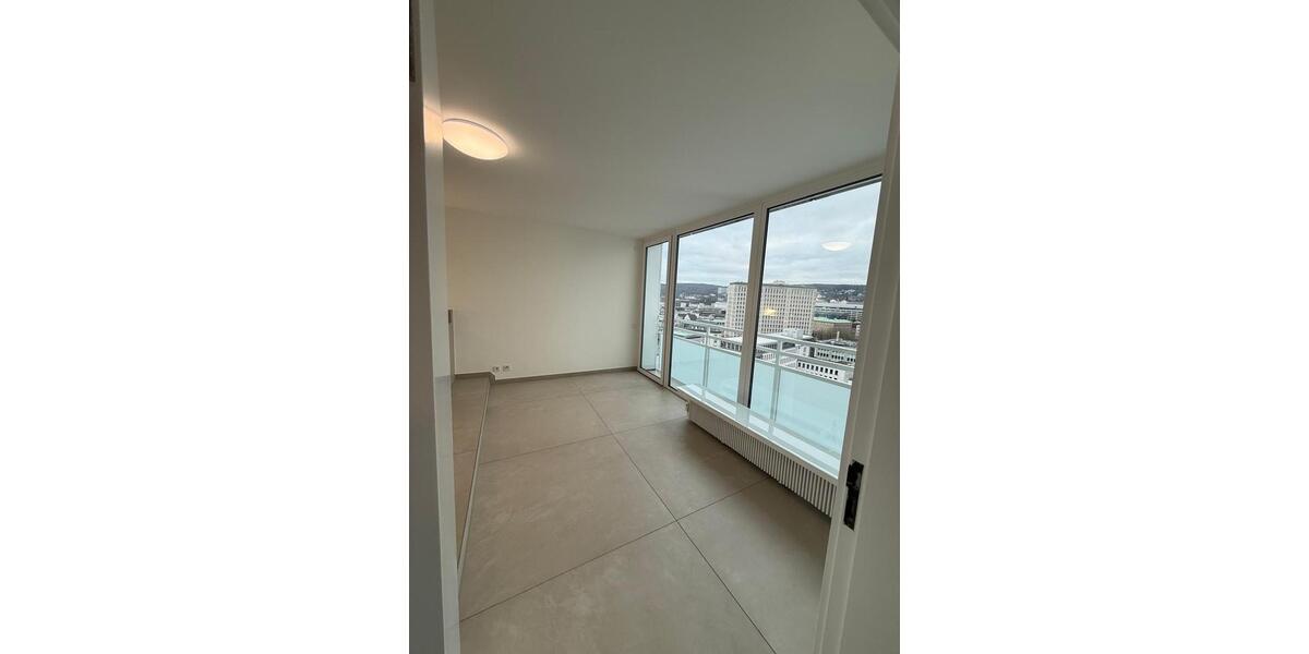 Etagenwohnung Wuppertal Dönberg - 3.5 Zimmer, 150 m&sup2;, 2.200&euro; | Angebot:24335717