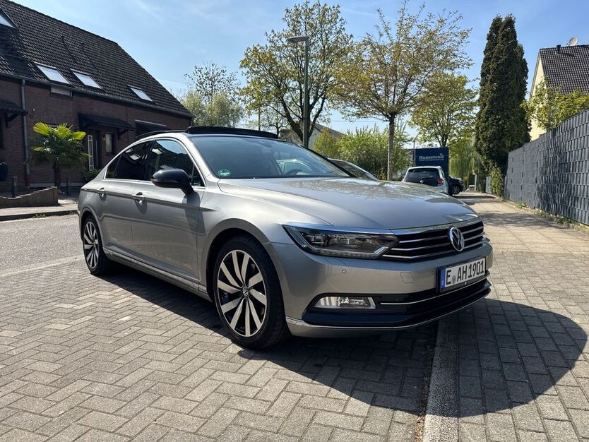 VW Passat 133.000 km 18.700 € Essen 45329