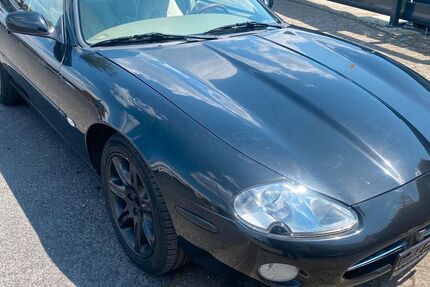 Jaguar XK8 120.000 km 9.900 &euro; Düsseldorf 40219