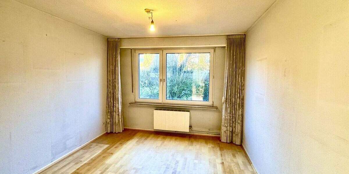 Reihenmittelhaus Erkrath Hochdahl - 6 Zimmer, 118 m&sup2;, 350.000&euro; | Angebot:24792925