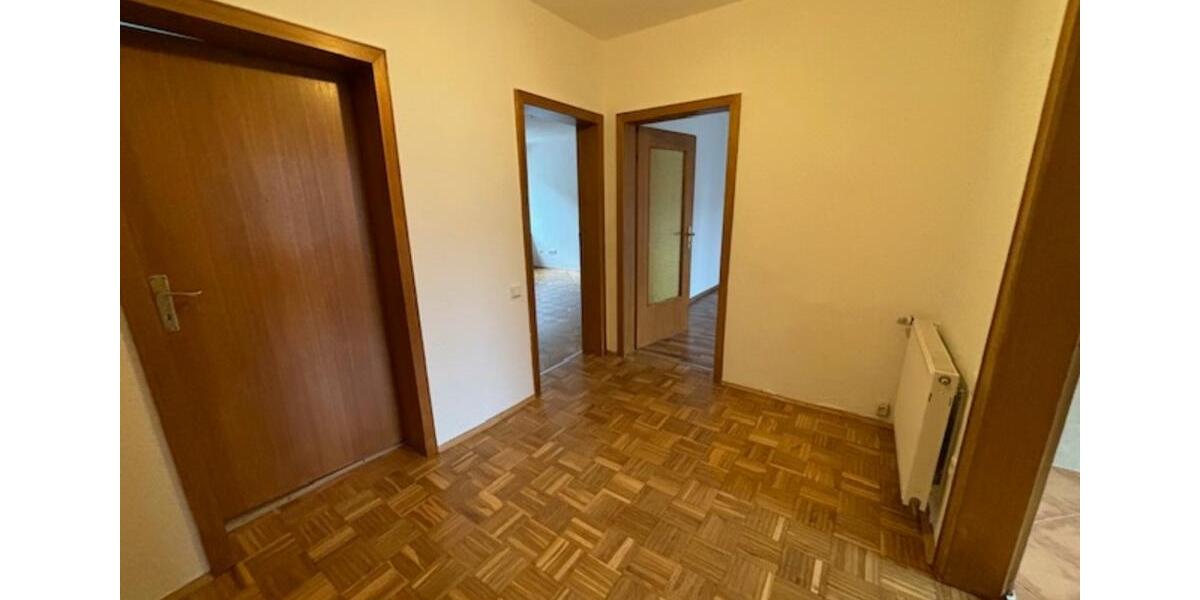 Erdgeschoßwohnung Velbert - 4 Zimmer, 97 m&sup2;, 790&euro; | Angebot:24752645