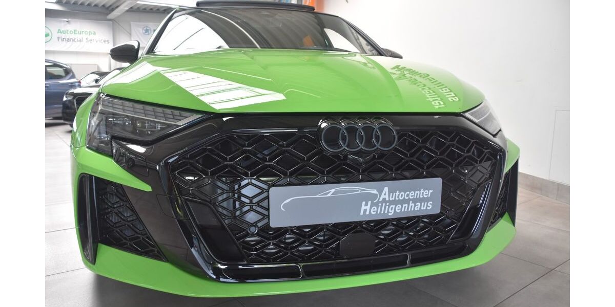 Audi RS3 2.121 km 71.980 € Heiligenhaus 42579