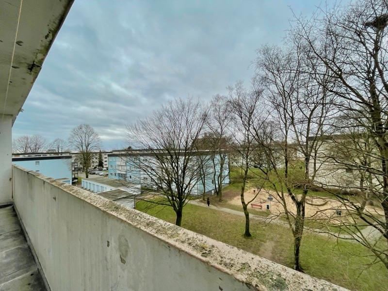 Geräumige 2-Zi.-Wohnung mit Balkon! zimmer