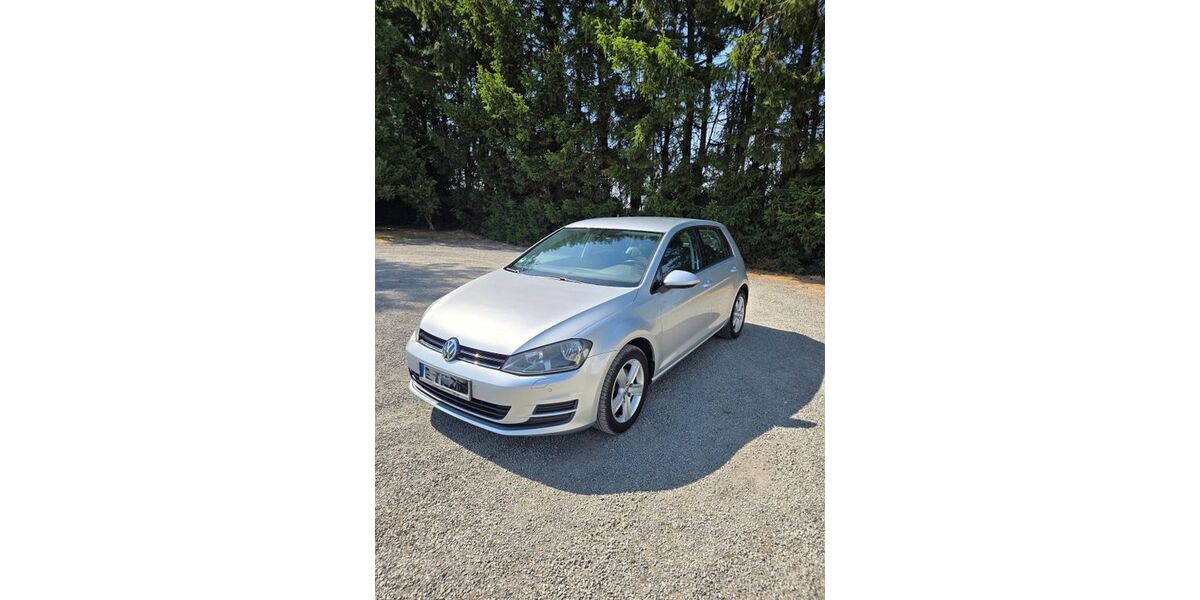VW Golf 131.000 km 7.399 &euro; Lindlar 51789