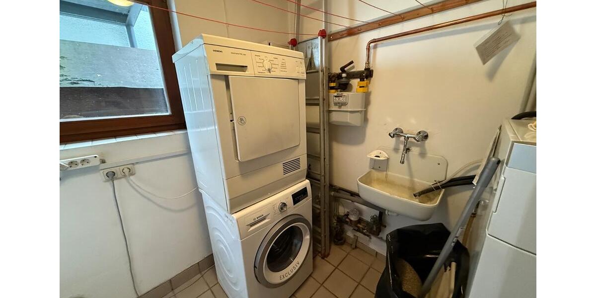 Einfamilien-RMH mit Garten & Garage in RS-Lü – v. Privat zimmer