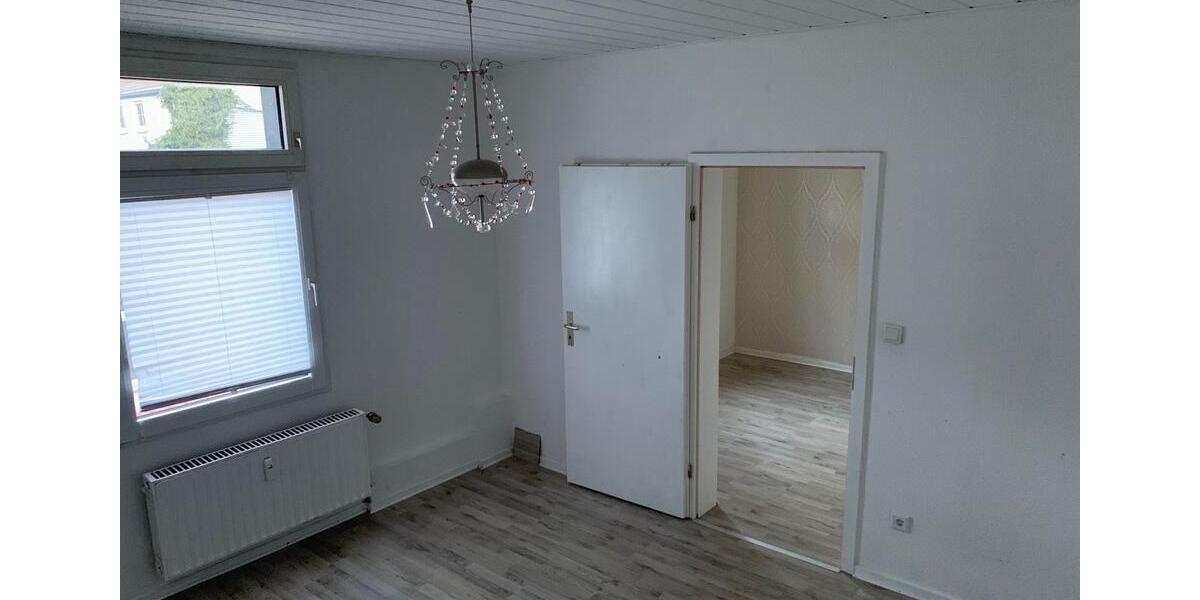 Etagenwohnung Wuppertal Arrenberg - 4 Zimmer, 75 m&sup2;, 590&euro; | Angebot:24878465