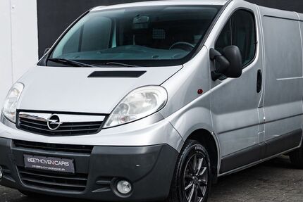 Opel Vivaro 288.000 km 6.500 € Solingen 42655