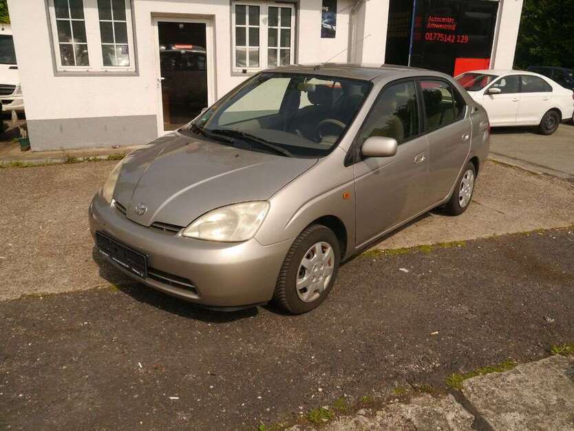 PRIUs