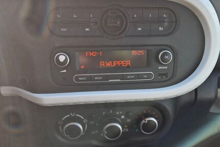 Renault Twingo 76.425 km 5.999 &euro; Wuppertal 42279