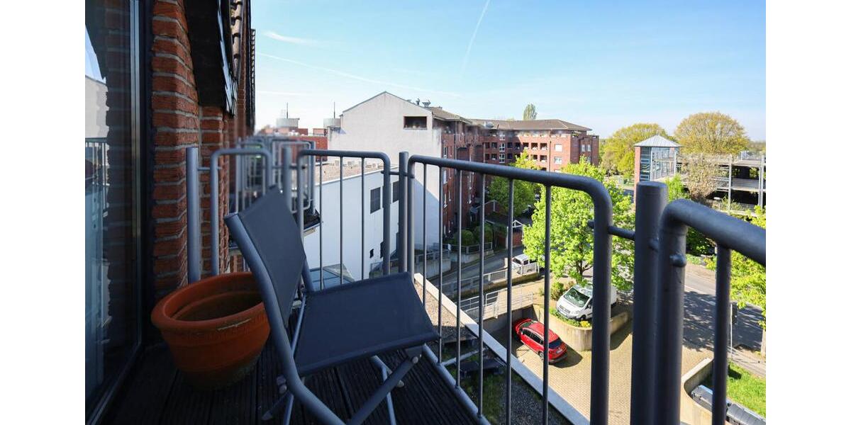 Dachgeschoßwohnung Langenfeld (Rheinland) - 3 Zimmer, 78 m&sup2;, 1.107&euro; | Angebot:26580226