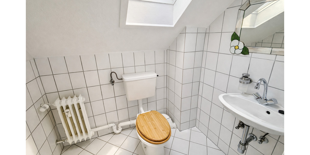 Etagenwohnung Wuppertal Langerfeld - 4 Zimmer, 134 m&sup2;, 999&euro; | Angebot:25796886