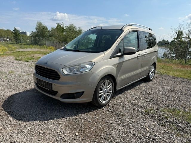 Ford Tourneo Courier 270.900 km 3.750 &euro; Düsseldorf 40549