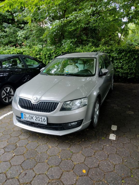 Skoda Octavia 114.000 km 11.700 € Düsseldorf 40625