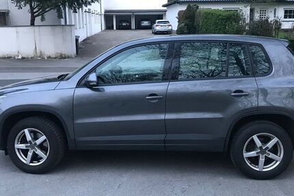 VW Tiguan 102.000 km 8.500 &euro; Remscheid 42857