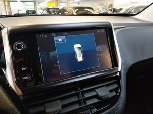 Peugeot 2008 Active Pano SHZ Klima PDC 68.099 km 8.290 &euro; HAAN 42781