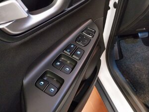 Hyundai Kona Prime 2WD H-UP Kam Navi SHZ LHZ ACC 27.595 km 20.880 &euro; HAAN 42781