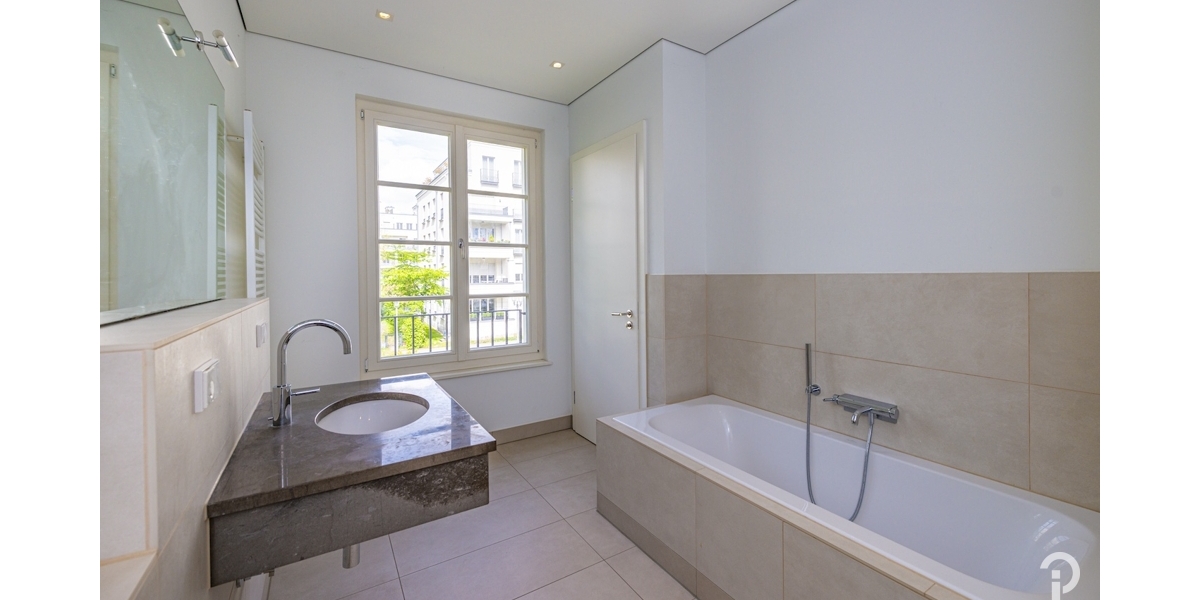 Wohnen in hochwertigem Ambiente mit internationalem Flair. 3 Zi-Wohnung in den Heinrich-Heine-Gärten - Etagenwohnung Düsseldorf Heerdt | Angebot:26645361