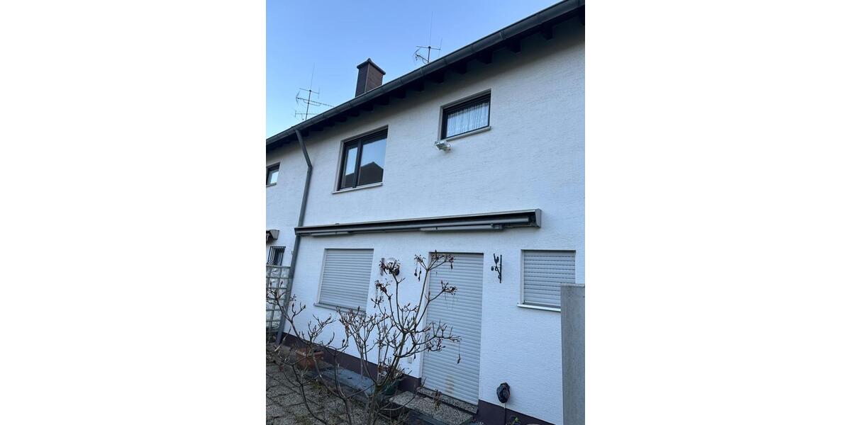 Reihenhaus Wuppertal Gemarkung Elberfeld - 7 Zimmer, 235 m&sup2;, 2.300&euro; | Angebot:24755207