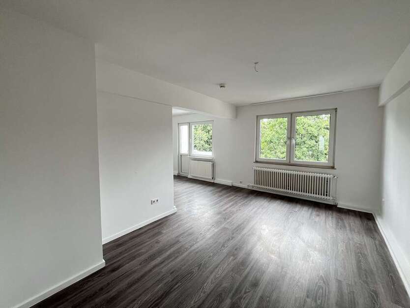 Wohnung zum Kaufen in Düsseldorf 359.000 € 121.23 m²