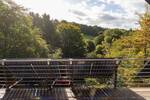 Stadtnah im Grünen - großes Haus mit Garten, Galerie und Doppelgarage