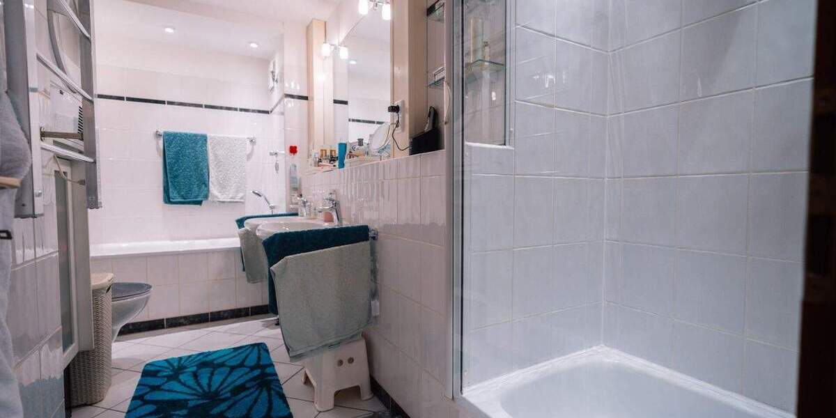 Etagenwohnung Velbert Nierenhof - 2 Zimmer, 74 m&sup2;, 189.000&euro; | Angebot:23954356