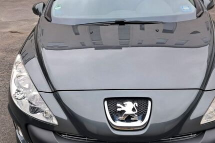 Peugeot 308 153.000 km 2.750 &euro; Schwelm 58332