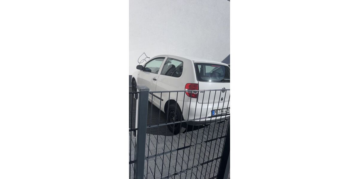 VW Fox 39.500 km 3.600 &euro; Neuss 41468