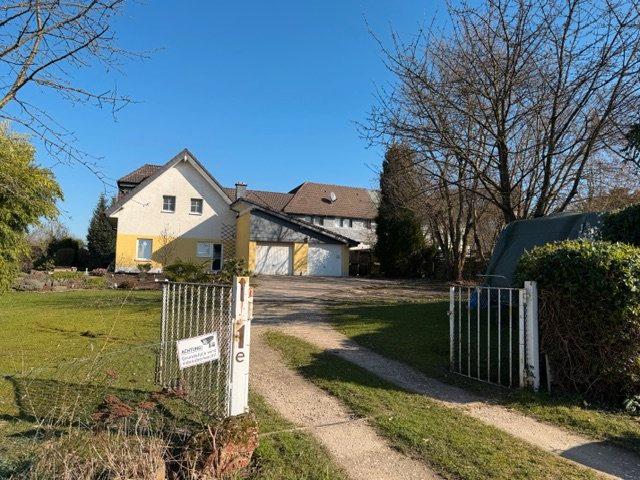 Einfamilienhaus Leverkusen Schlebusch - 4 Zimmer, 245 m&sup2;, 2.700&euro; | Angebot:25904893