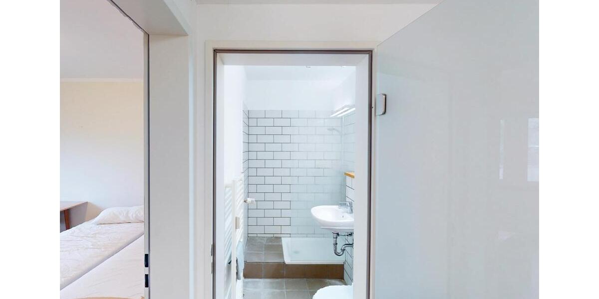 Erdgeschoßwohnung Köln Mülheim - 1 Zimmer, 18 m&sup2;, 344&euro; | Angebot:26162430