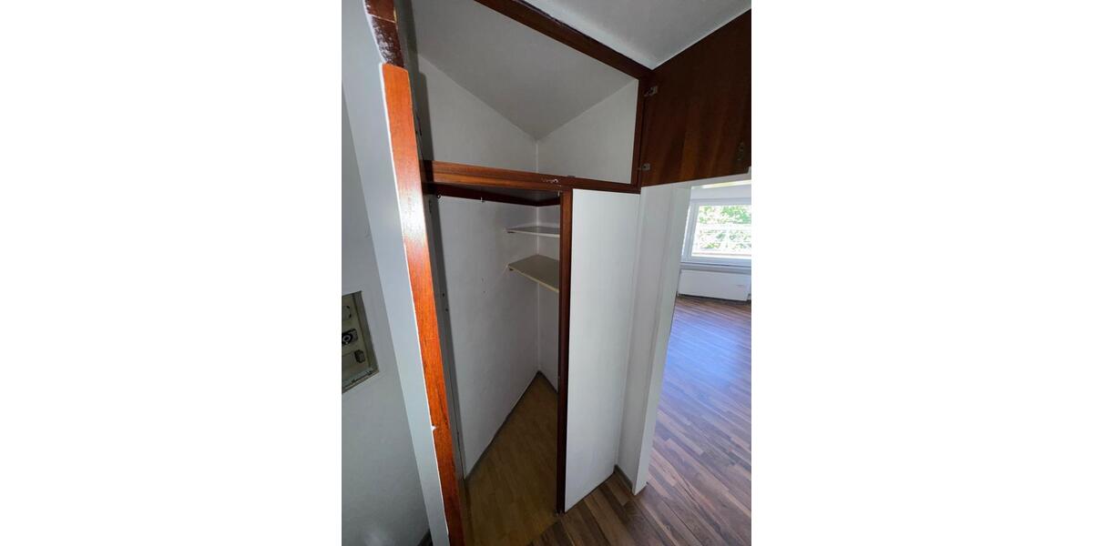 Etagenwohnung Wuppertal Unterbarmen - 1 Zimmer, 30 m&sup2;, 500&euro; | Angebot:26431146
