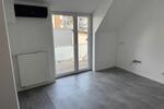 Dachgeschoßwohnung Solingen Burg - 3 Zimmer, 77 m&sup2;, 977&euro; | Angebot:24400556