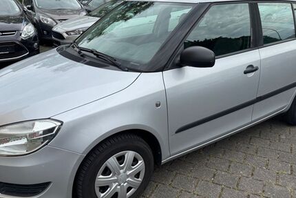 Skoda Fabia 125.000 km 3.999 &euro; Neuss 41462