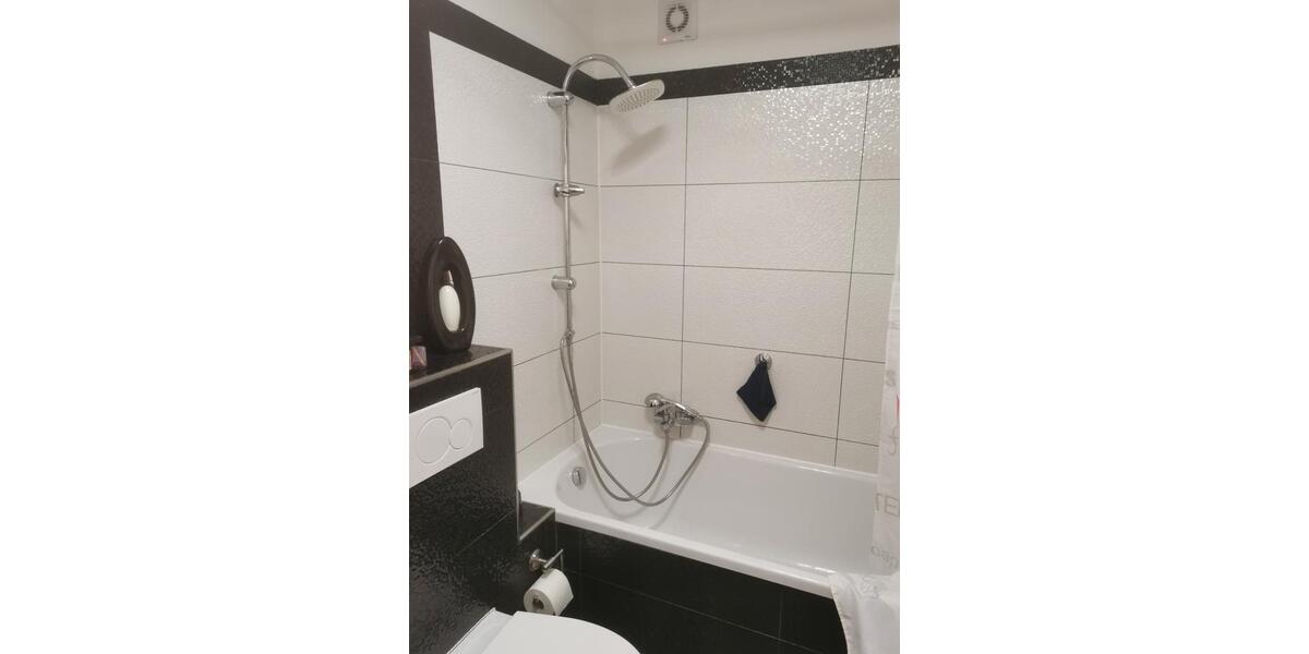 Etagenwohnung Neuss Erfttal - 3 Zimmer, 65 m&sup2;, 1.000&euro; | Angebot:27594080