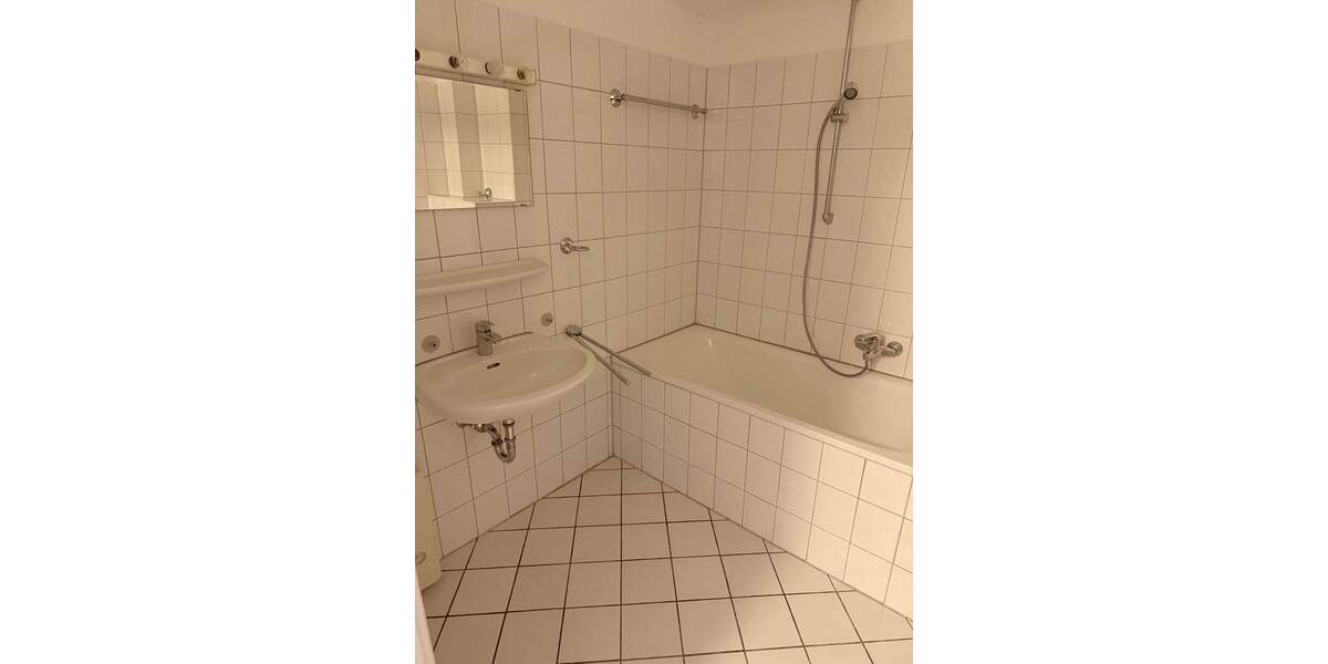 Etagenwohnung Düsseldorf Derendorf - 2 Zimmer, 56 m&sup2;, 675&euro; | Angebot:24775553