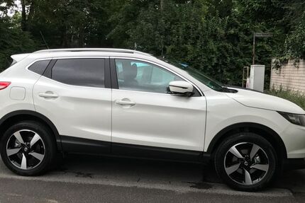Nissan Qashqai 87.900 km 11.850 &euro; Leverkusen 51379