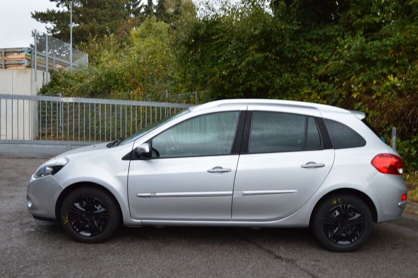 Renault Clio 89.000 km 5.890 € Wuppertal 42279