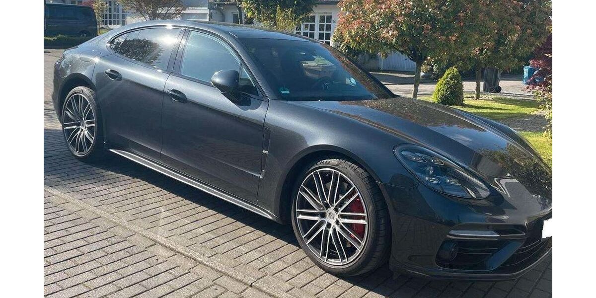 Porsche Panamera 150.000 km 59.900 € Ratingen 40880