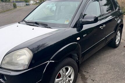 Hyundai TUCSON 214.500 km 2.900 &euro; Köln 51109