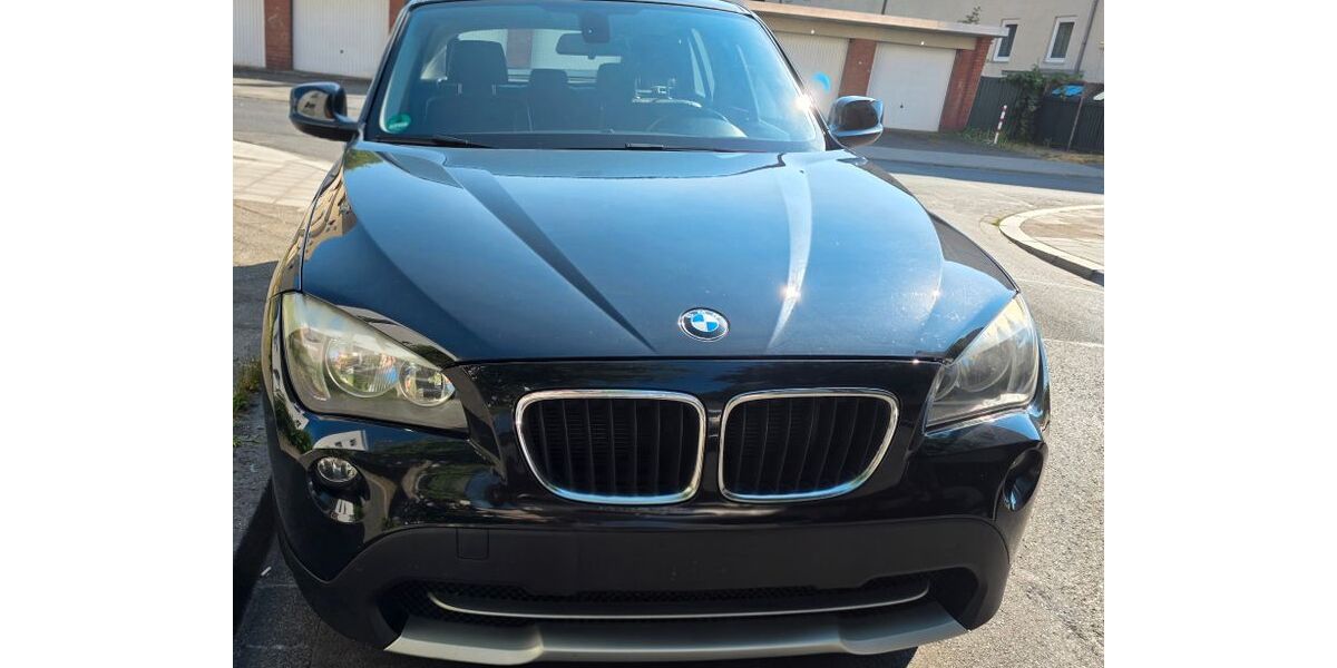 BMW X1 156.000 km 7.400 &euro; Düsseldorf 40235
