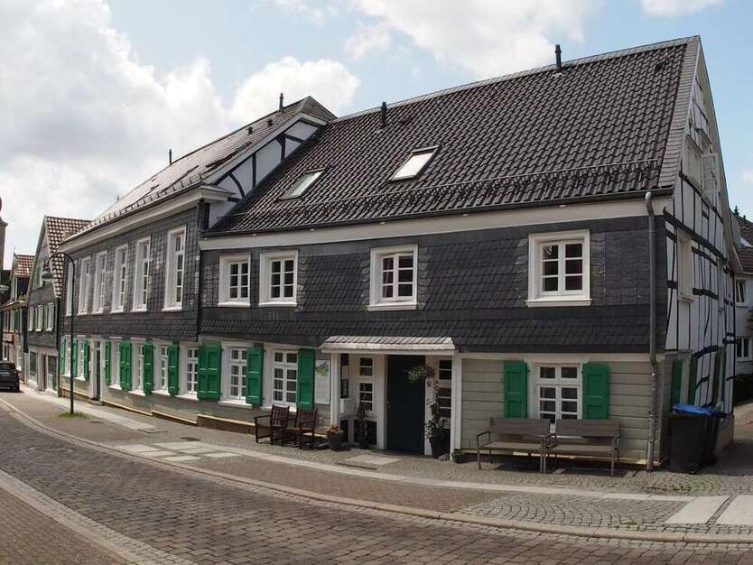 Wohnung zum Kaufen in Remscheid Lüttringhausen 328.520 € 131.55 m²