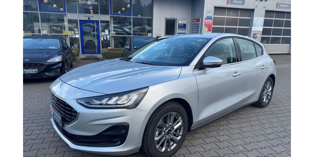 Ford Focus 26.291 km 17.767 € Wipperfürth 51688