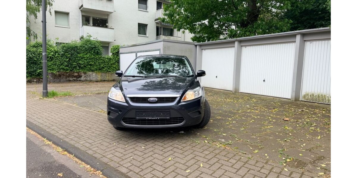 Ford Focus 136.500 km 3.799 &euro; Köln 50735